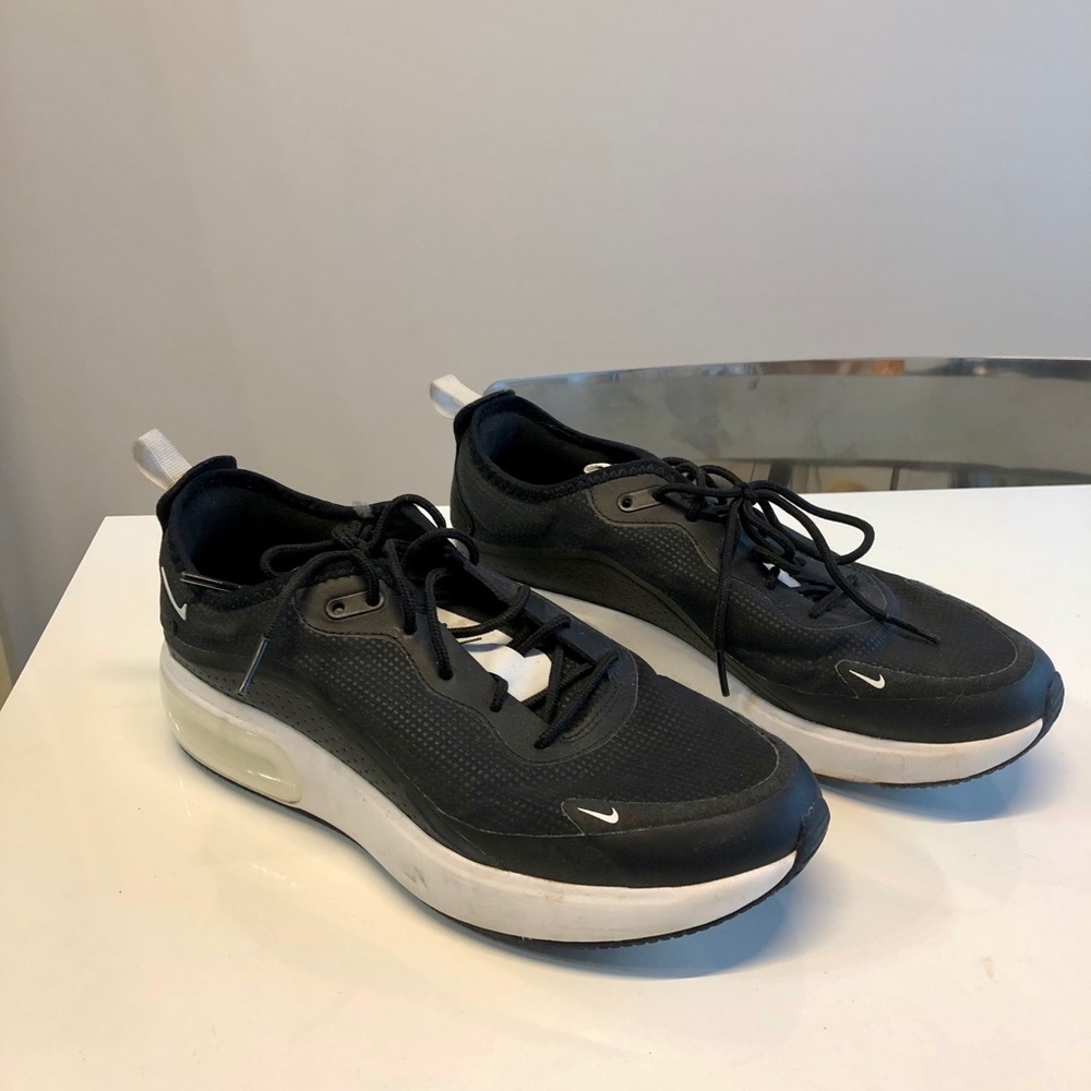 Nike Lifestyle Sneakers